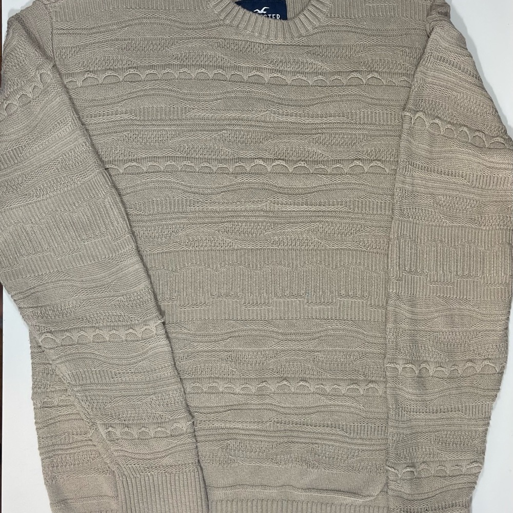 Hollister Men's Tan Crewneck Sweater light weight‎ cotton blend